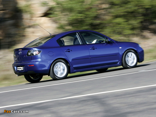 Images of Mazda3 Sedan AU-spec (BK2) 2006–09 (640 x 480)