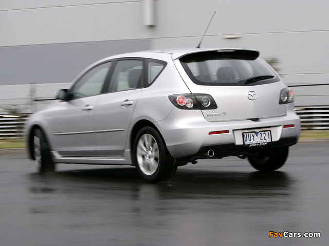 Images of Mazda3 Hatchback AU-spec (BK2) 2006–09 (640 x 480)