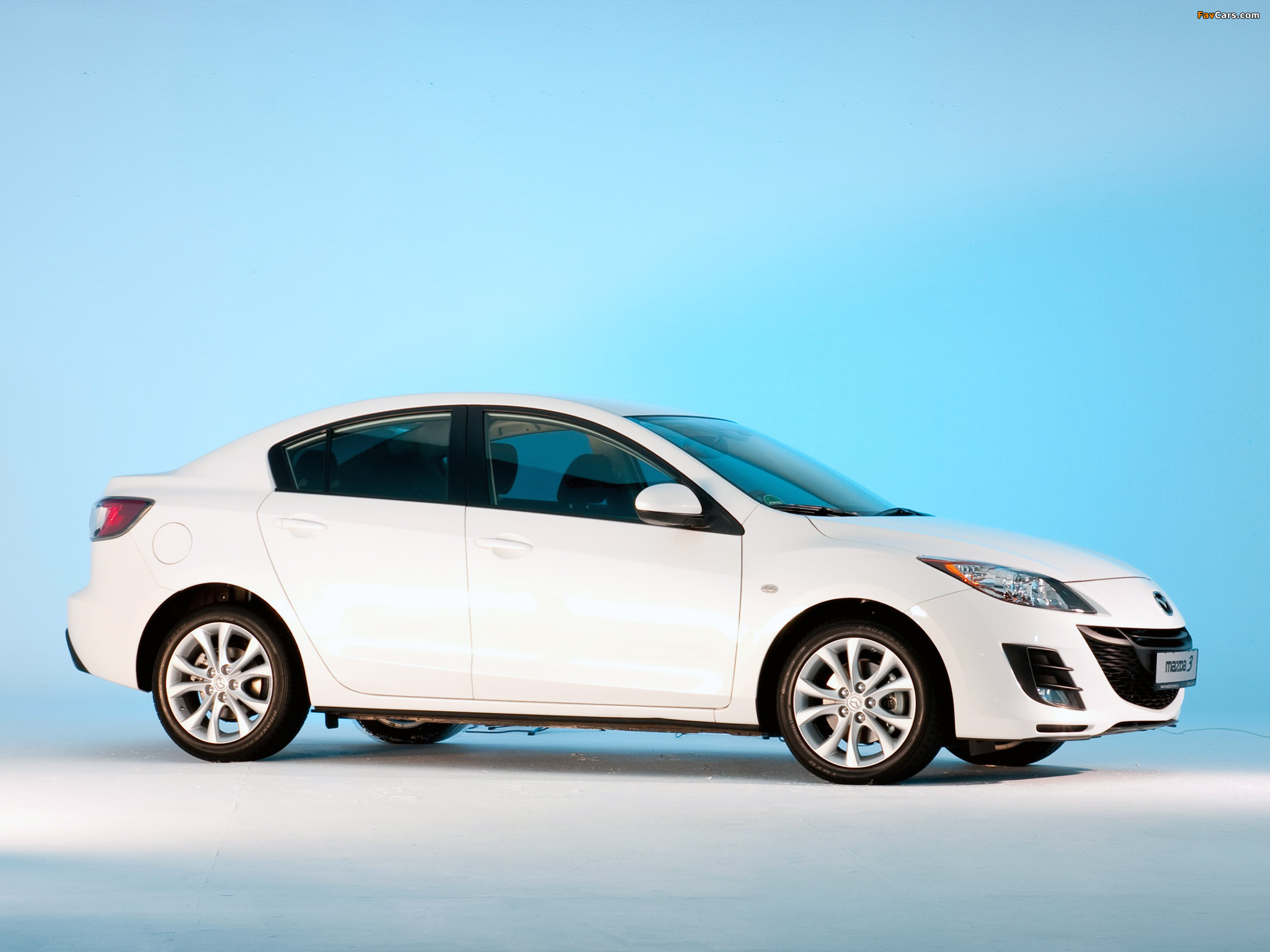 Images of Mazda3 Sedan (BL) 2009–11 (2048 x 1536)