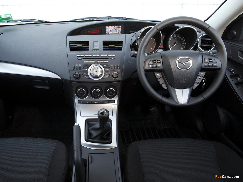 Images of Mazda3 Hatchback AU-spec (BL) 2009–11 (1024 x 768)