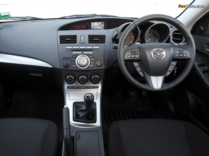 Images of Mazda3 Hatchback AU-spec (BL) 2009–11 (800 x 600)