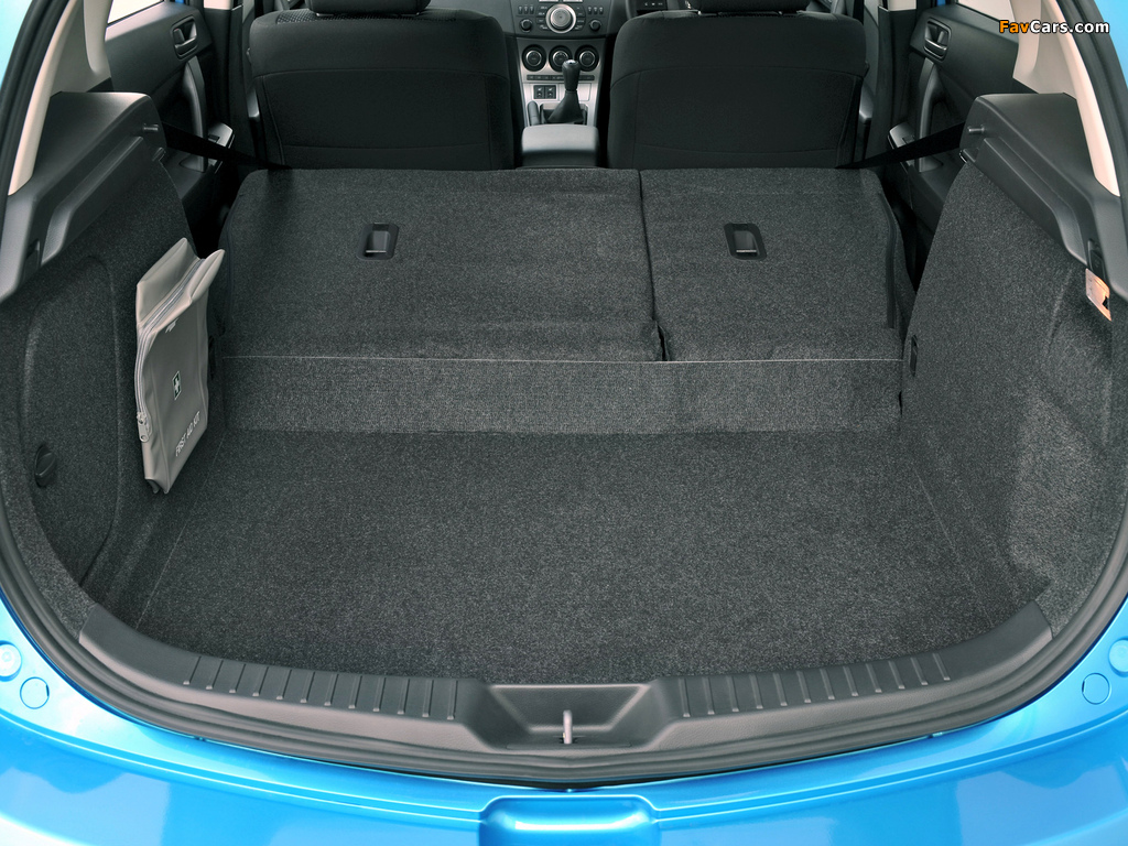 Images of Mazda3 Hatchback UK-spec (BL) 2009–11 (1024 x 768)
