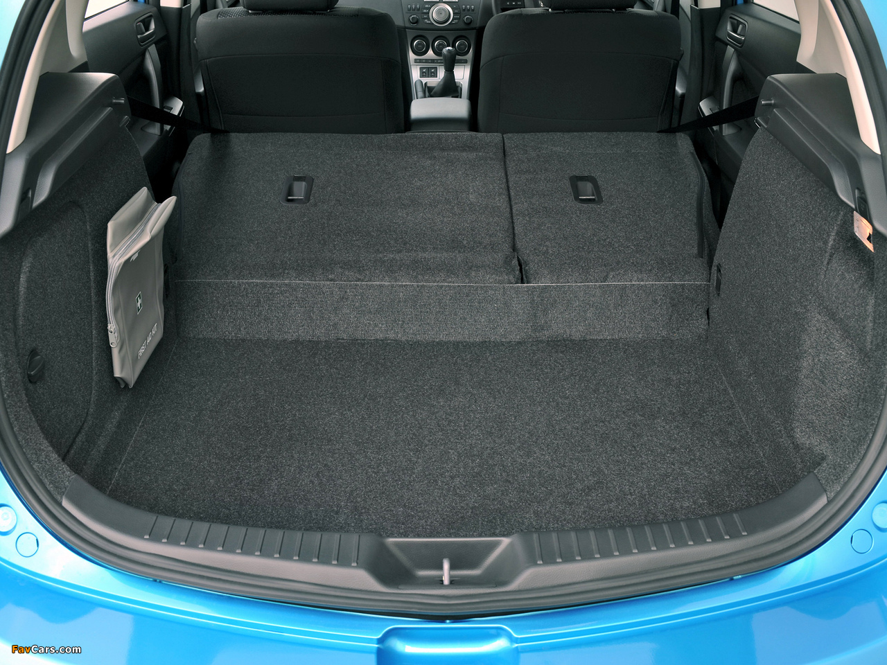 Images of Mazda3 Hatchback UK-spec (BL) 2009–11 (1280 x 960)