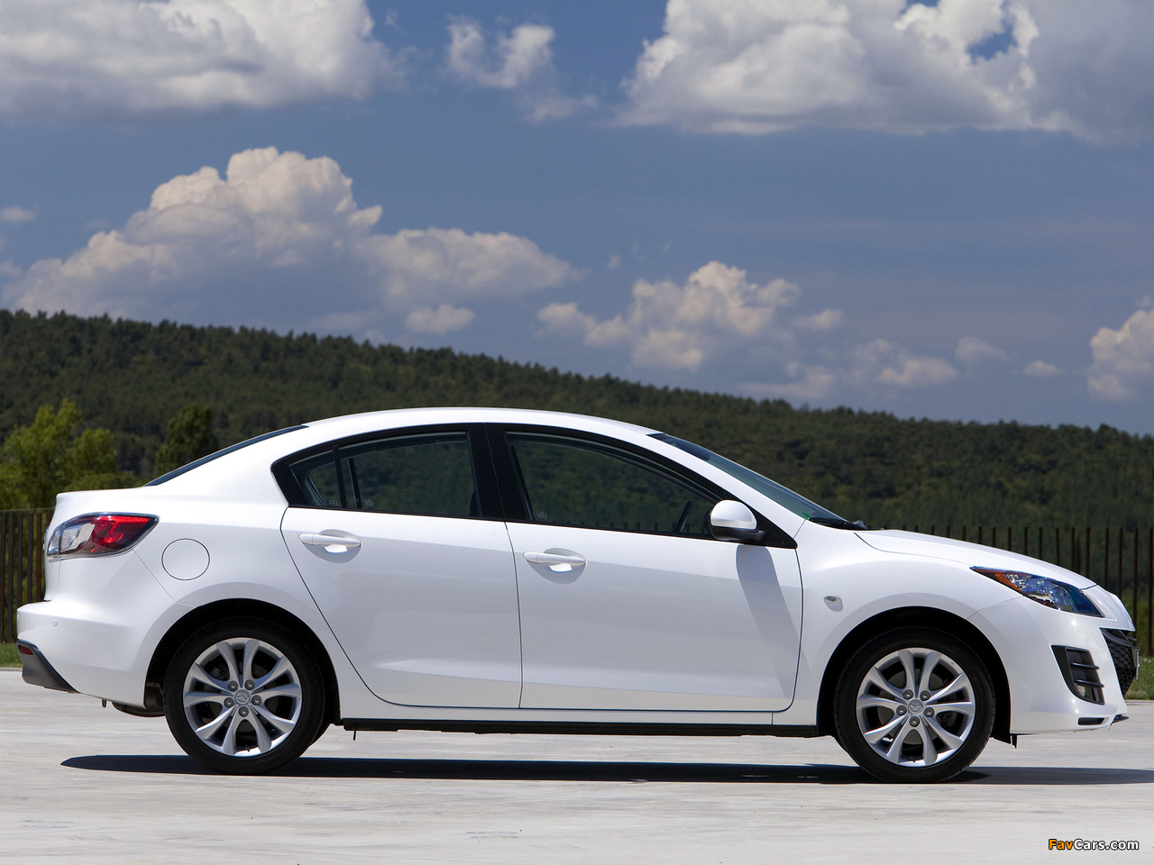 Images of Mazda3 Sedan (BL) 2009–11 (1280 x 960)