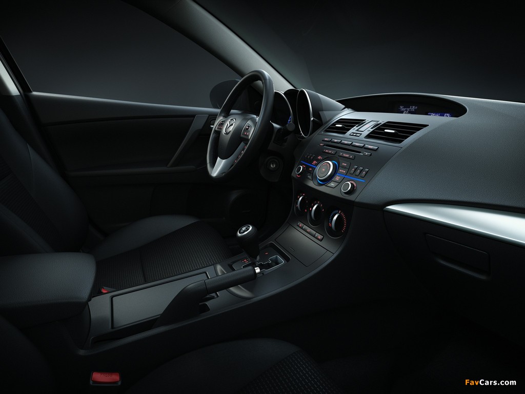 Images of Mazda3 Hatchback US-spec (BL2) 2011–13 (1024 x 768)