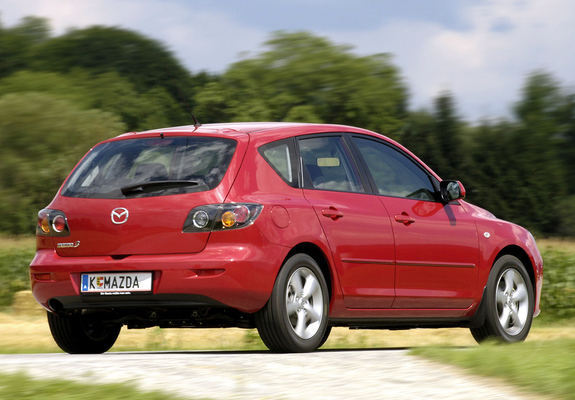Mazda 3 Hatchback 2003–06 pictures