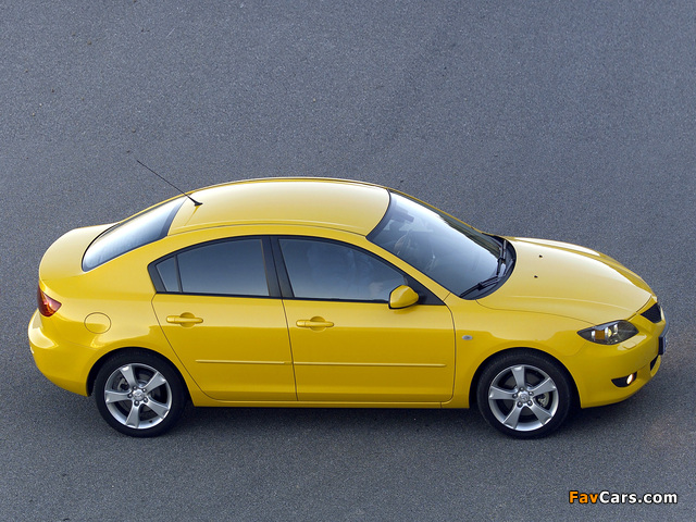 Mazda3 Sedan (BK) 2004–06 photos (640 x 480)
