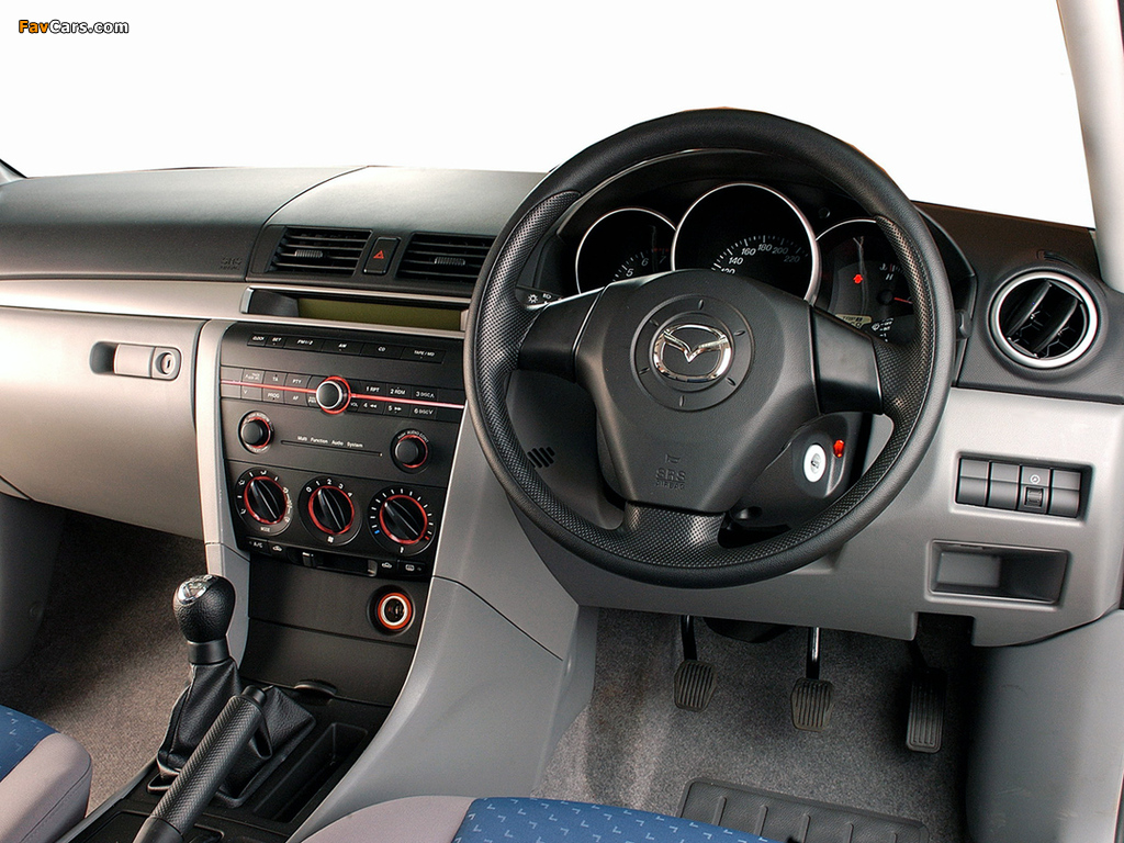 Mazda3 Sedan ZA-spec (BK) 2004–06 pictures (1024 x 768)