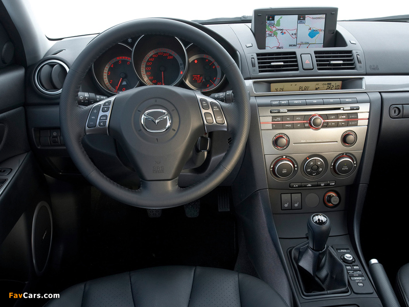 Mazda 3 Hatchback 2006–09 images (800 x 600)