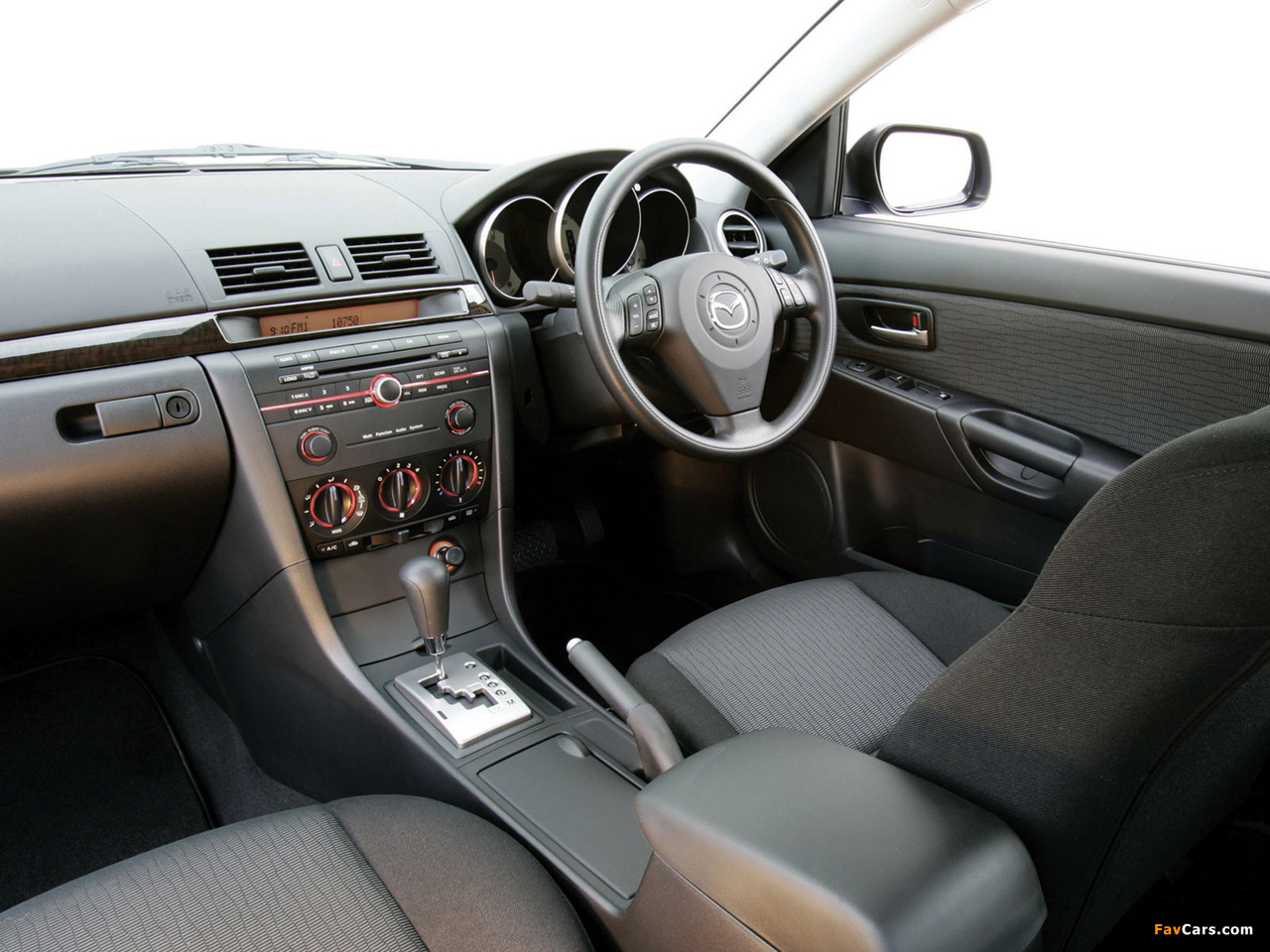 Mazda3 Sedan AU-spec (BK2) 2006–09 photos (1280 x 960)