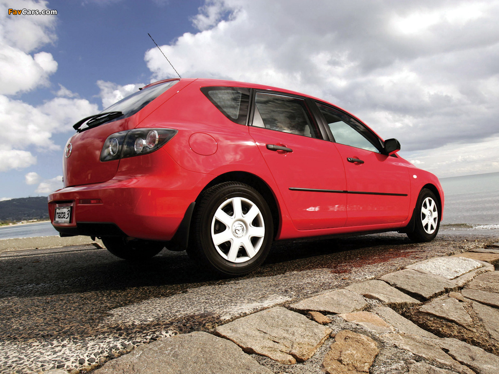 Mazda3 Hatchback AU-spec (BK2) 2006–09 pictures (1024 x 768)