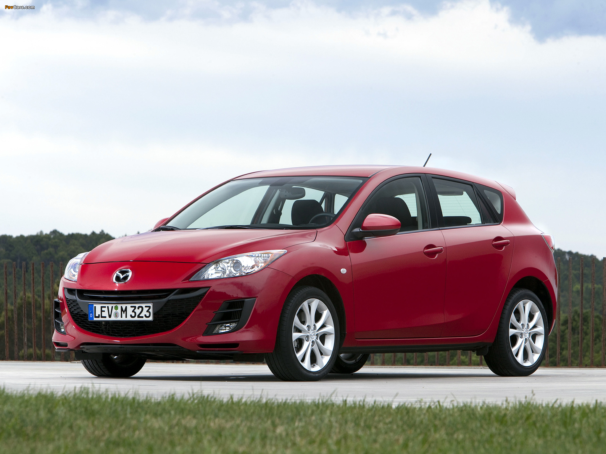 Mazda 3 Hatchback 2009–11 images (2048 x 1536)