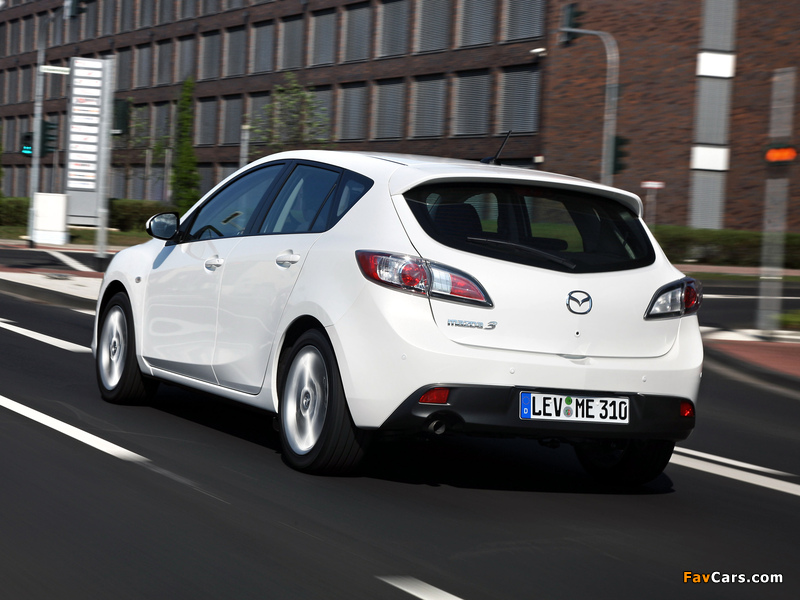 Mazda3 Hatchback i-stop (BL) 2009–11 pictures (800 x 600)