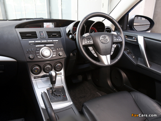 Mazda3 SP25 Hatchback (BL) 2009–11 pictures (640 x 480)