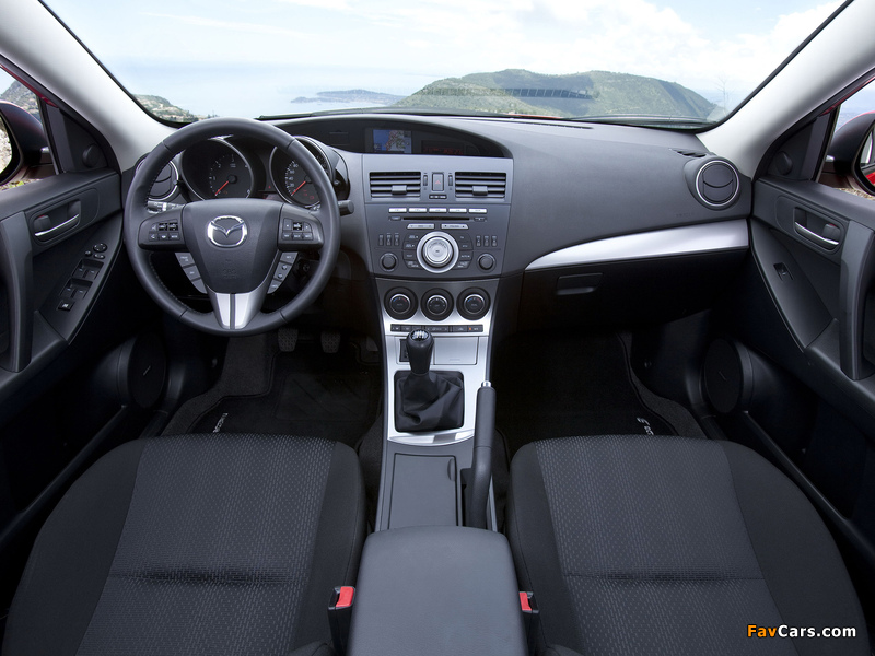 Mazda 3 Hatchback 2009–11 wallpapers (800 x 600)