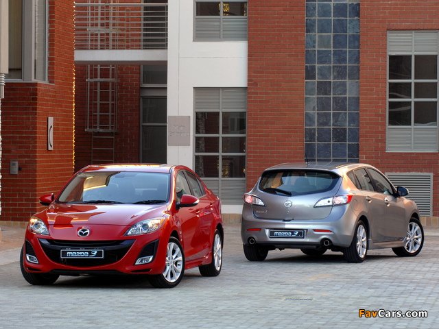 Mazda 3 images (640 x 480)