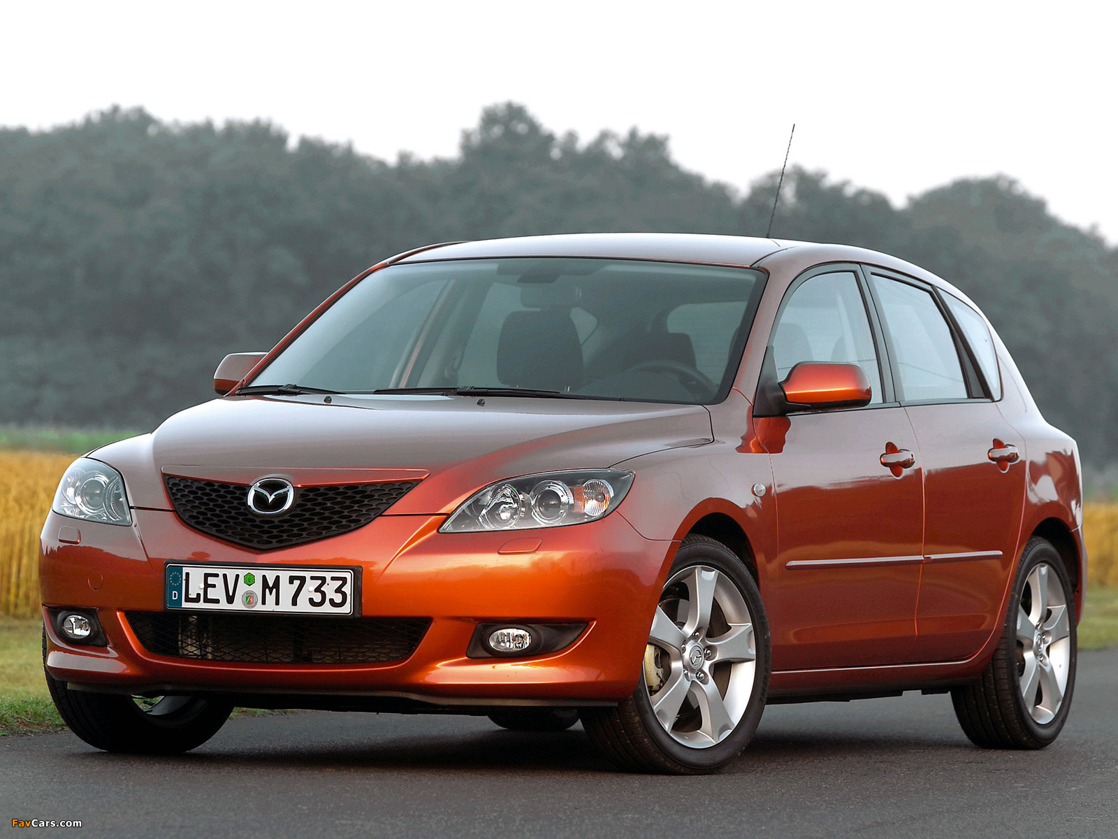 Photos of Mazda 3 Hatchback 2003–06 (1600 x 1200)