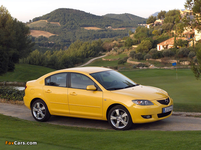 Photos of Mazda3 Sedan (BK) 2004–06 (640 x 480)