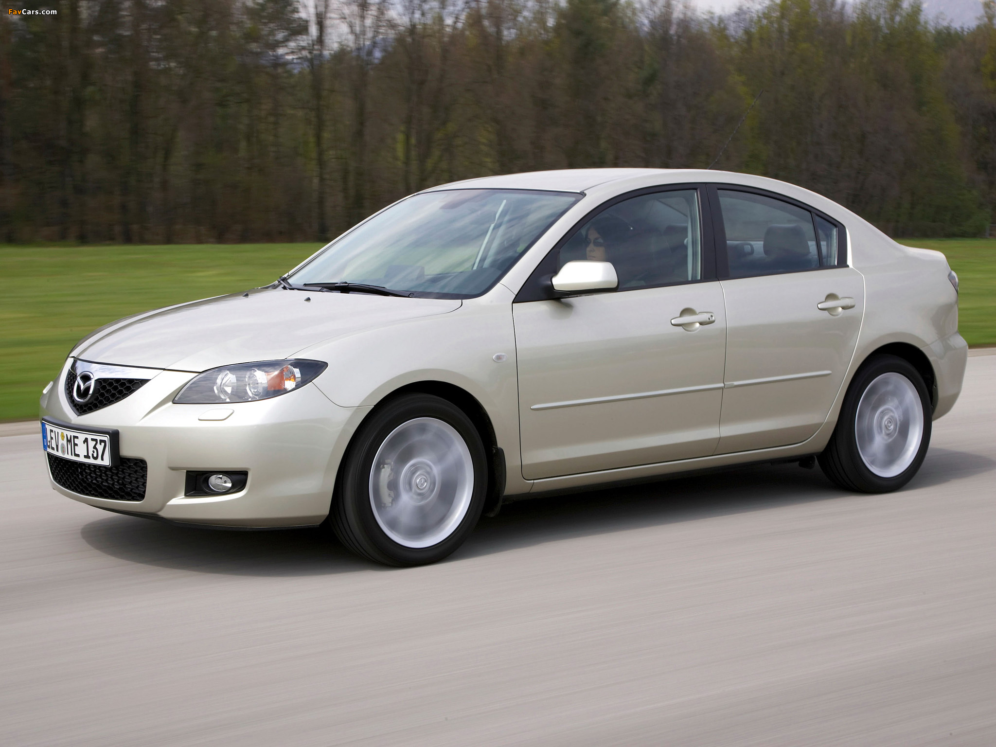 Photos of Mazda 3 Sedan 2006–09 (2048 x 1536)