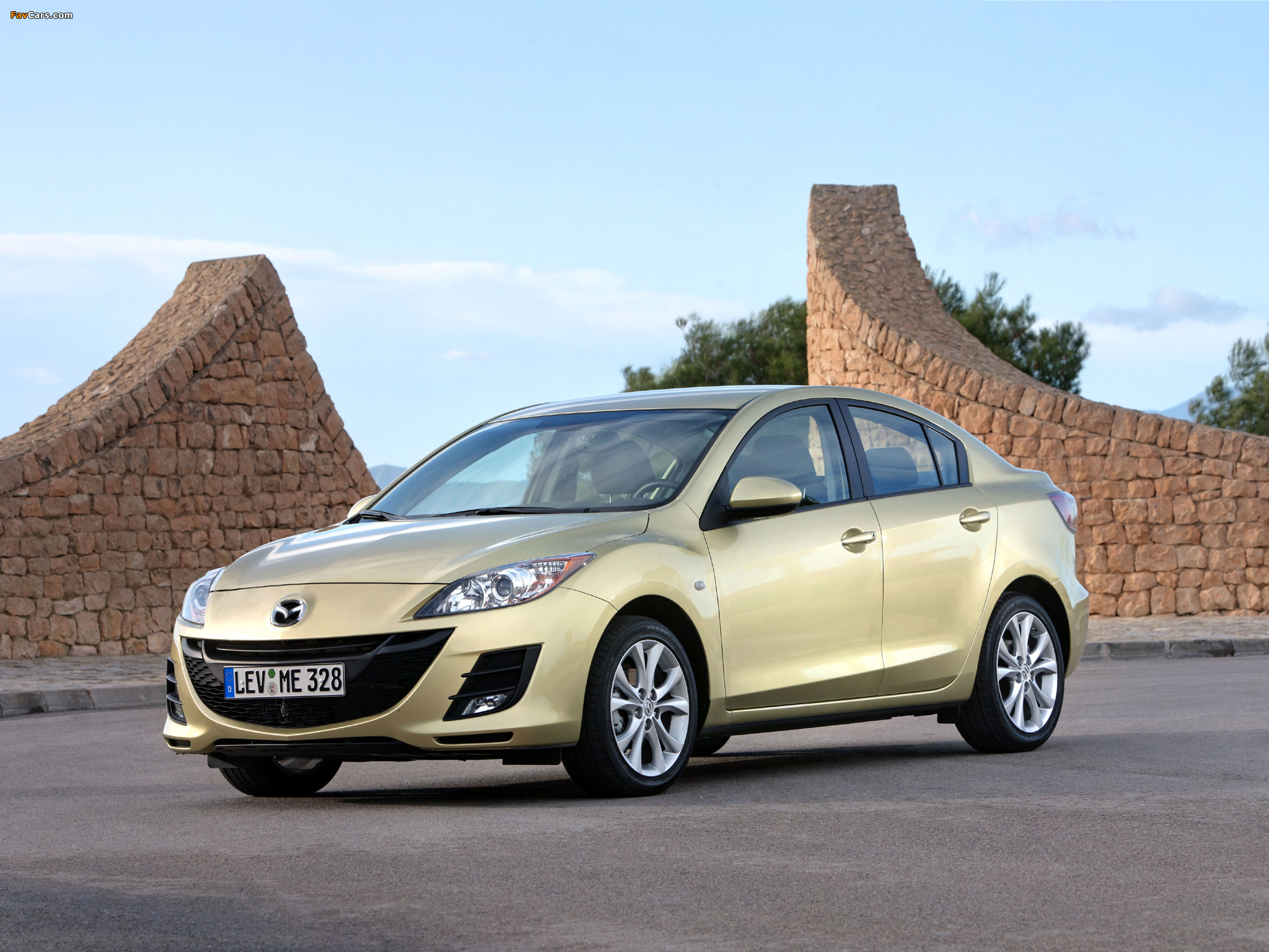 Photos of Mazda3 Sedan (BL) 2009–11 (2048 x 1536)
