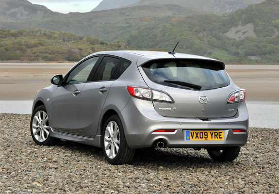 Photos of Mazda3 Sport Hatchback UK-spec (BL) 2009–11