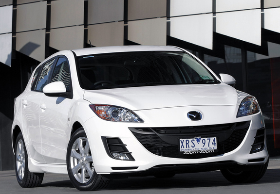 Photos of Mazda3 Hatchback AU-spec (BL) 2009–11