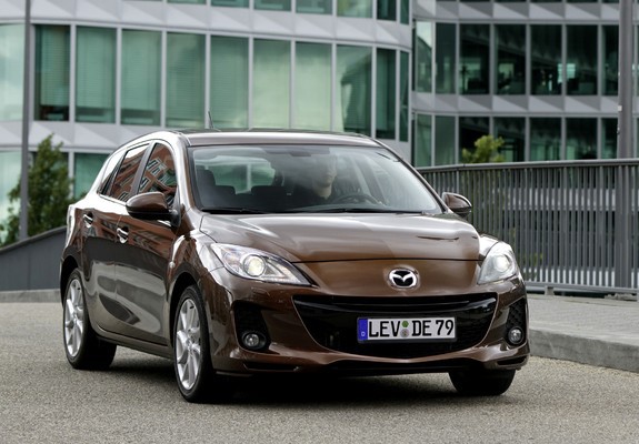 Photos of Mazda3 Hatchback (BL2) 2011–13