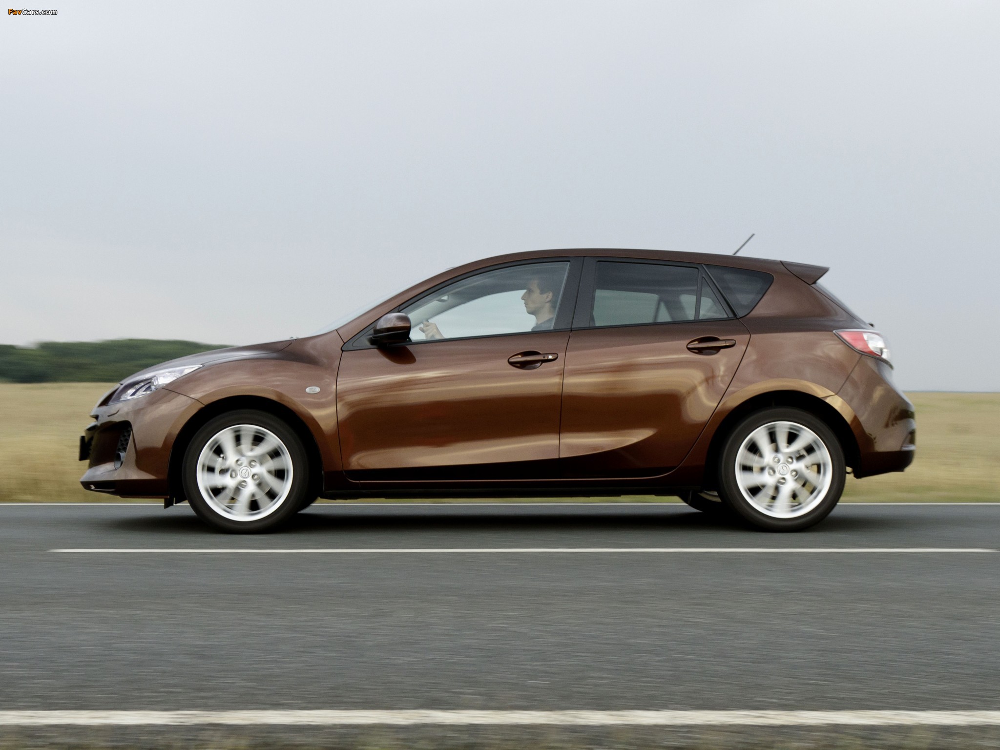 Photos of Mazda3 Hatchback (BL2) 2011–13 (2048 x 1536)