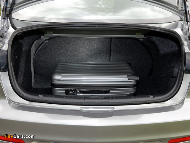Photos of Mazda3 Sedan (BL2) 2011–13 (640 x 480)