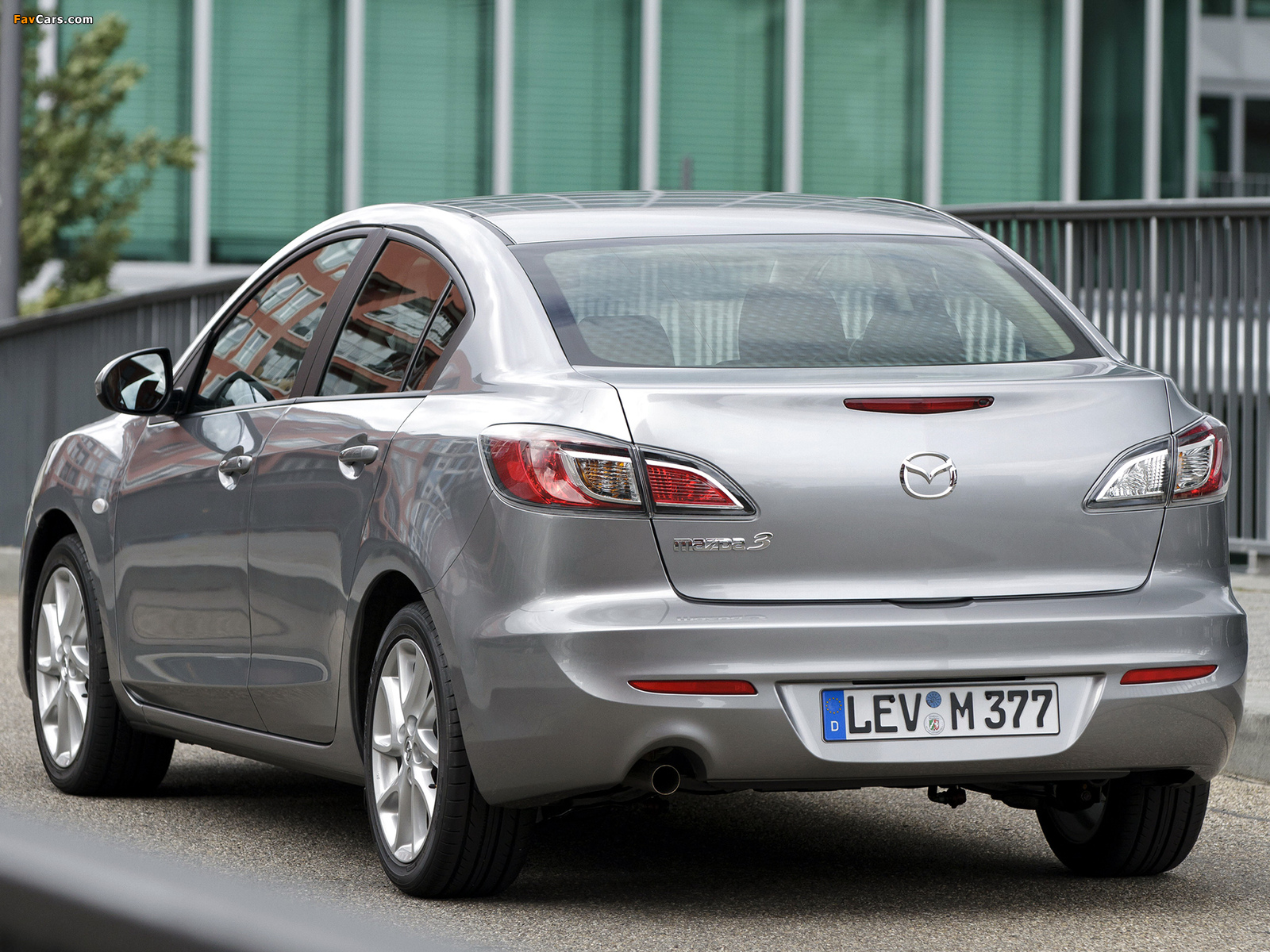 Photos of Mazda3 Sedan (BL2) 2011–13 (1600 x 1200)