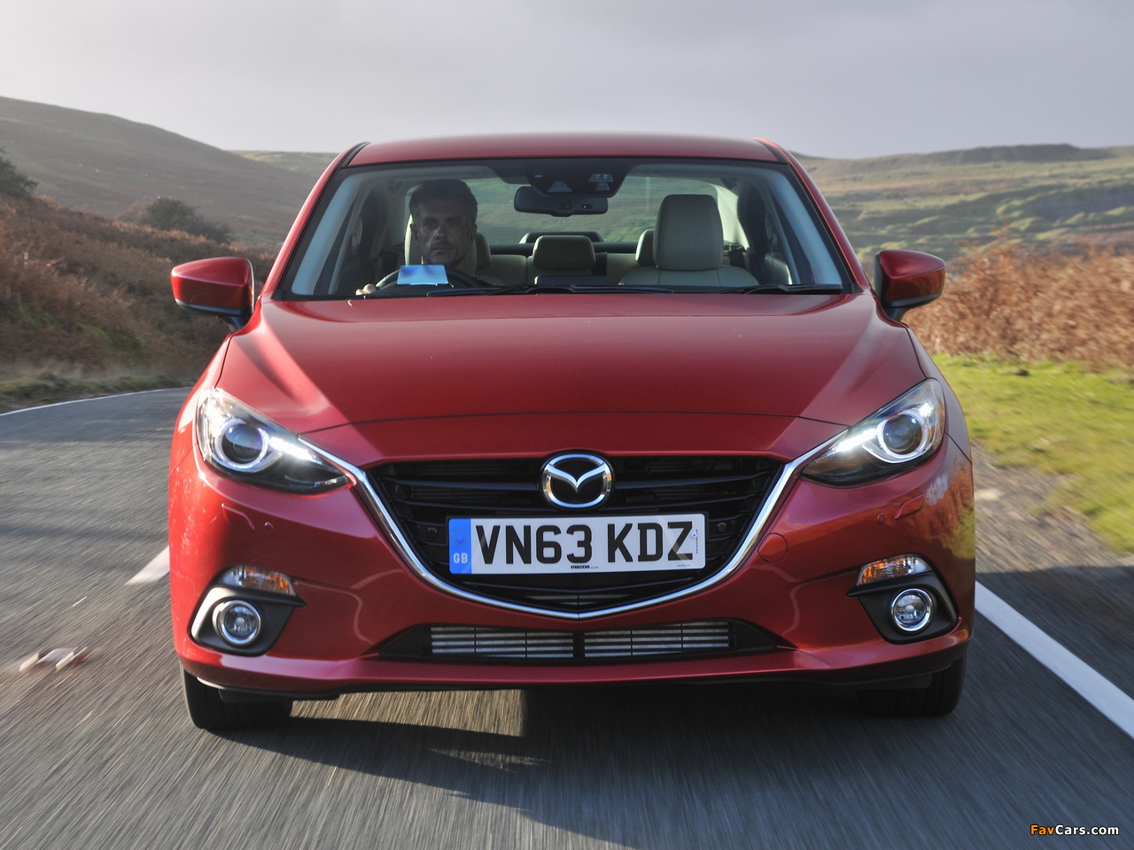 Photos of Mazda3 Sedan UK-spec (BM) 2013 (1280 x 960)