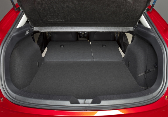 Photos of Mazda3 Hatchback (BM) 2013