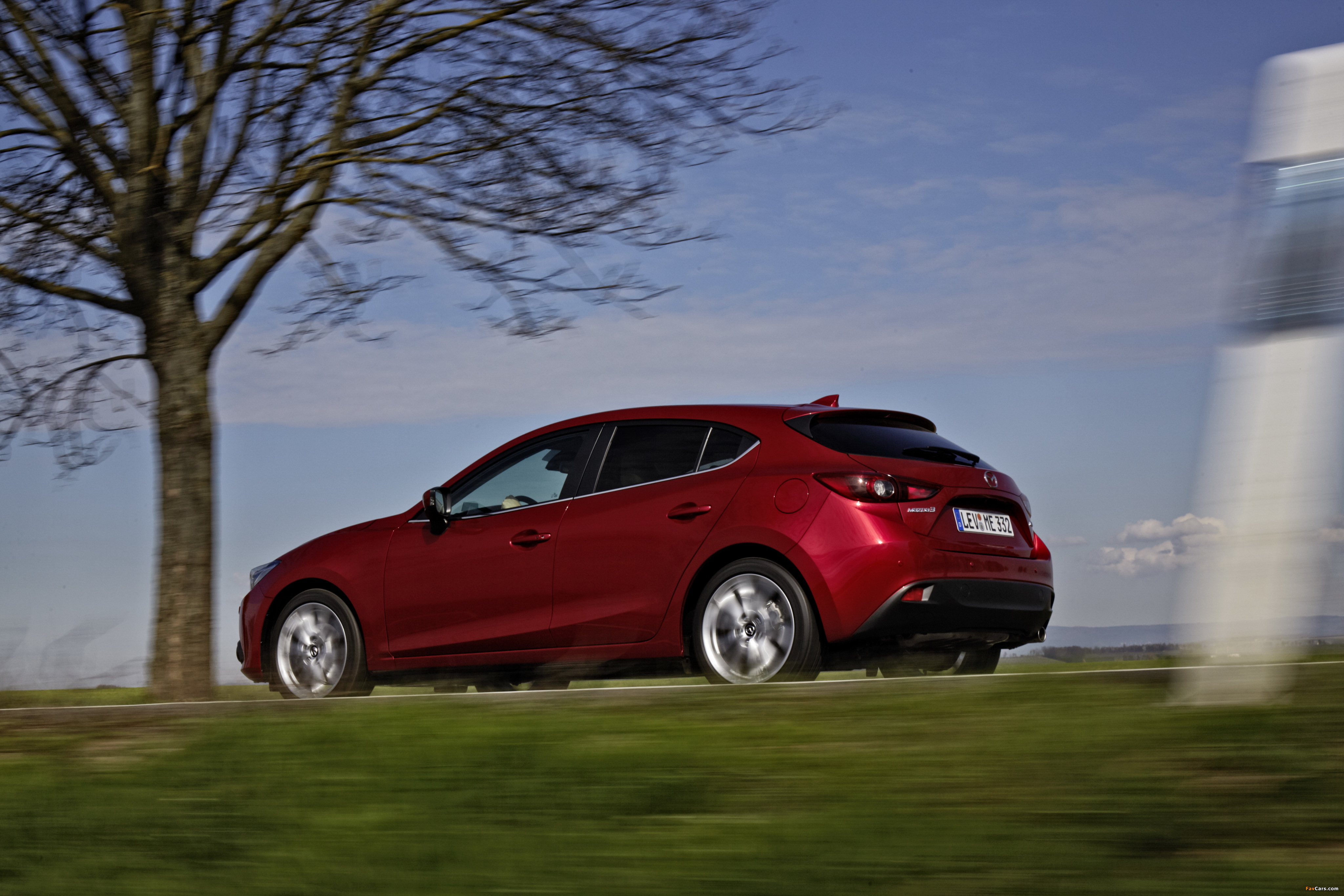 Photos of Mazda3 Hatchback (BM) 2013–16 (4096 x 2730)