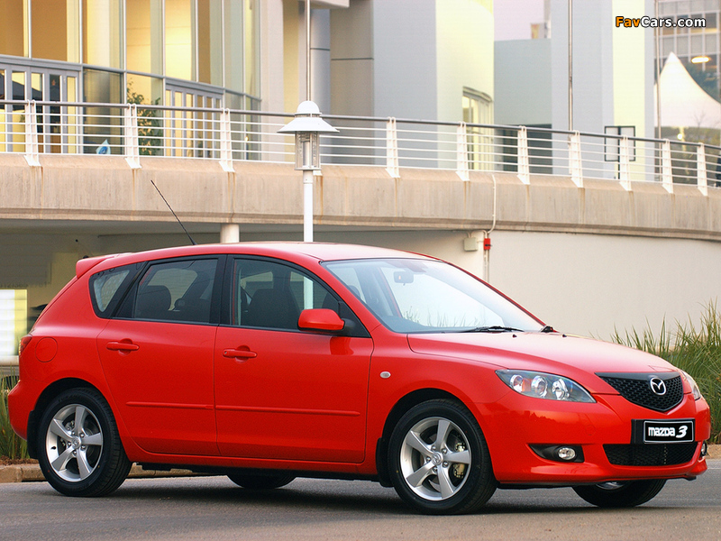 Pictures of Mazda3 Hatchback ZA-spec 2003–06 (800 x 600)