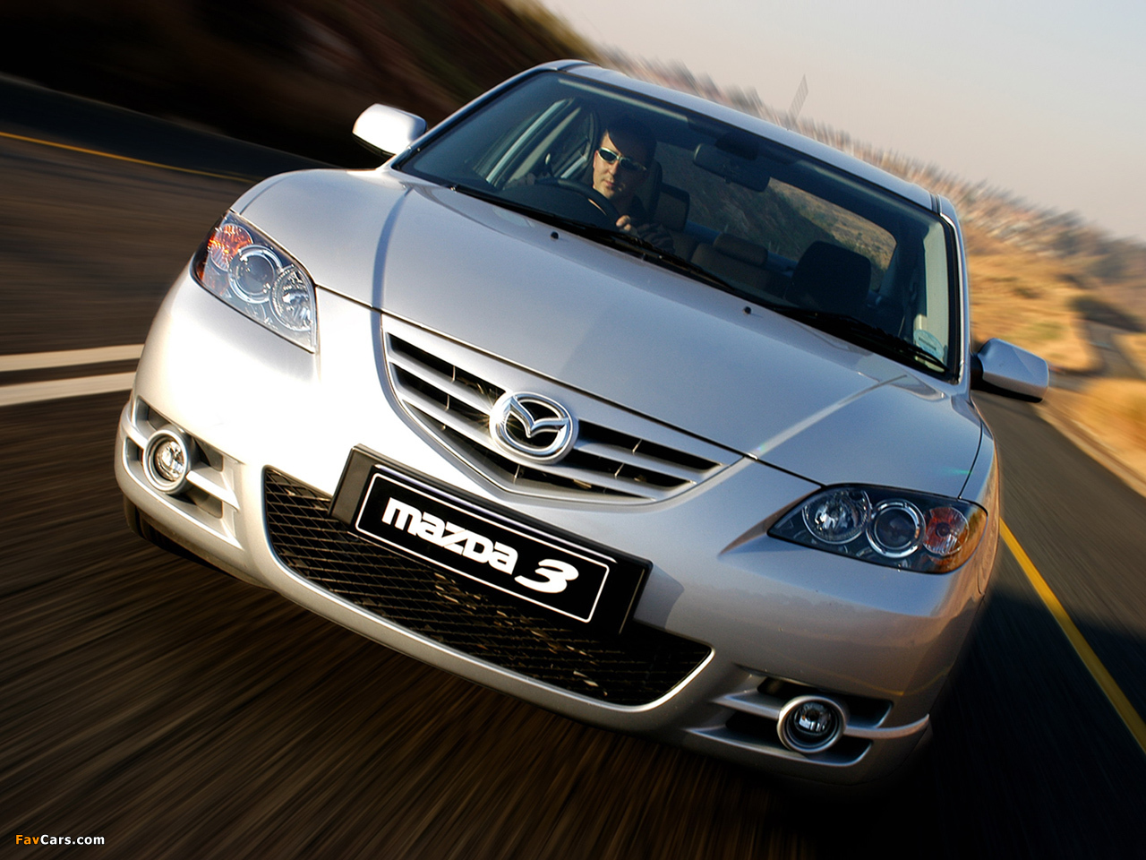 Pictures of Mazda3 Sport Sedan ZA-spec (BK) 2004–06 (1280 x 960)