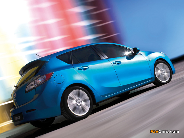 Pictures of Mazda 3 Hatchback 2009–11 (640 x 480)