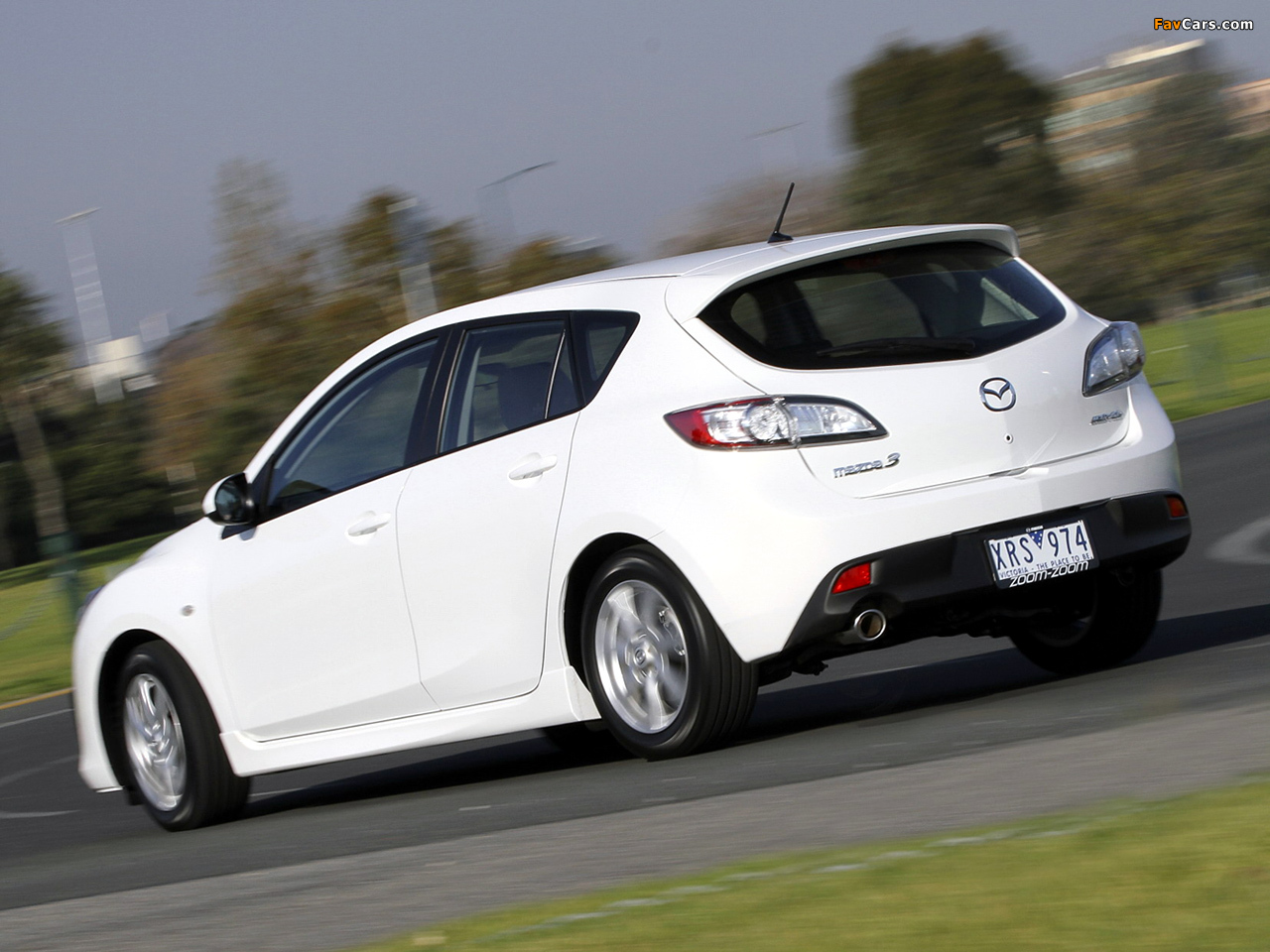 Pictures of Mazda3 Hatchback AU-spec (BL) 2009–11 (1280 x 960)