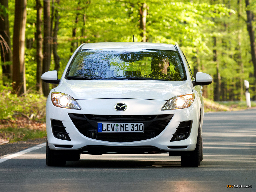 Pictures of Mazda3 Hatchback i-stop (BL) 2009–11 (1024 x 768)