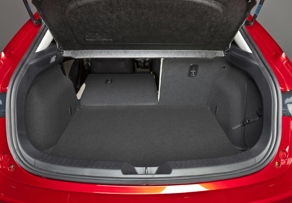 Pictures of Mazda3 Hatchback (BM) 2013–16