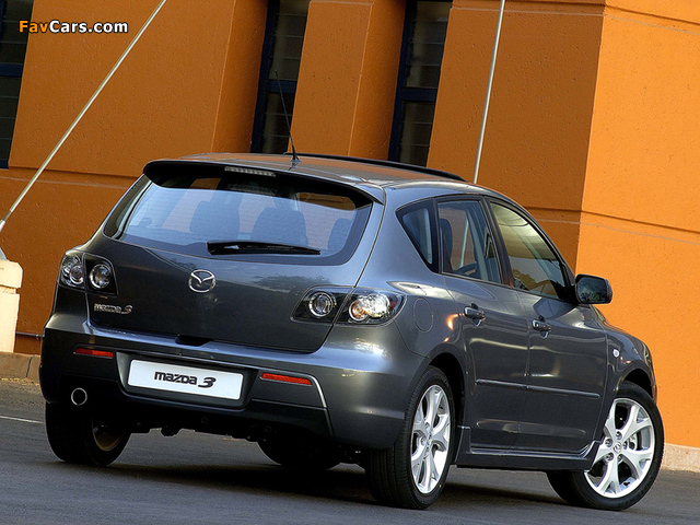 Mazda3 Sport Hatchback ZA-spec (BK2) 2006–09 wallpapers (640 x 480)