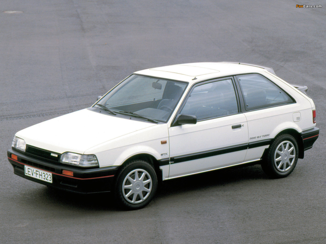 Images of Mazda 323 GT (BF) 1985–89 (1280 x 960)