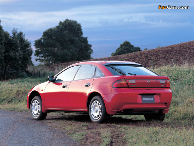 Images of Mazda 323 Astina (BA) 1994–98 (640 x 480)