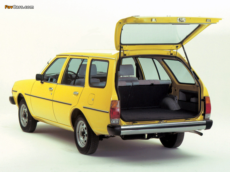 Mazda 323 Station Wagon (FA) 1978–86 pictures (800 x 600)