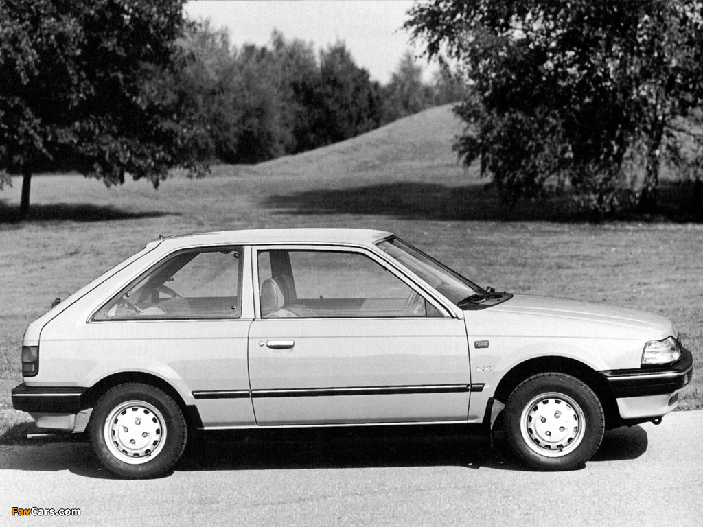 Mazda 323 3-door (BF) 1985–89 images (1024 x 768)