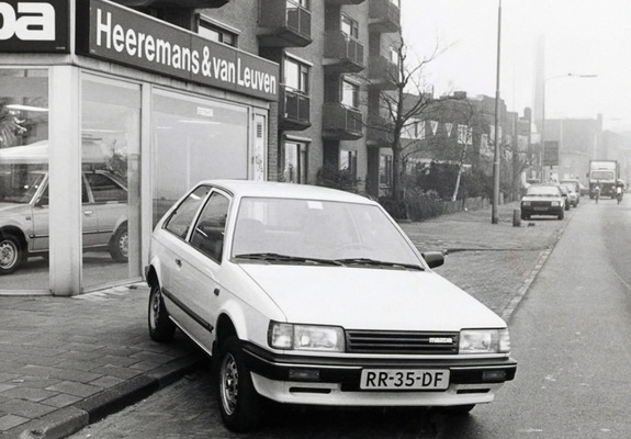 Mazda 323 3-door (BF) 1985–89 images