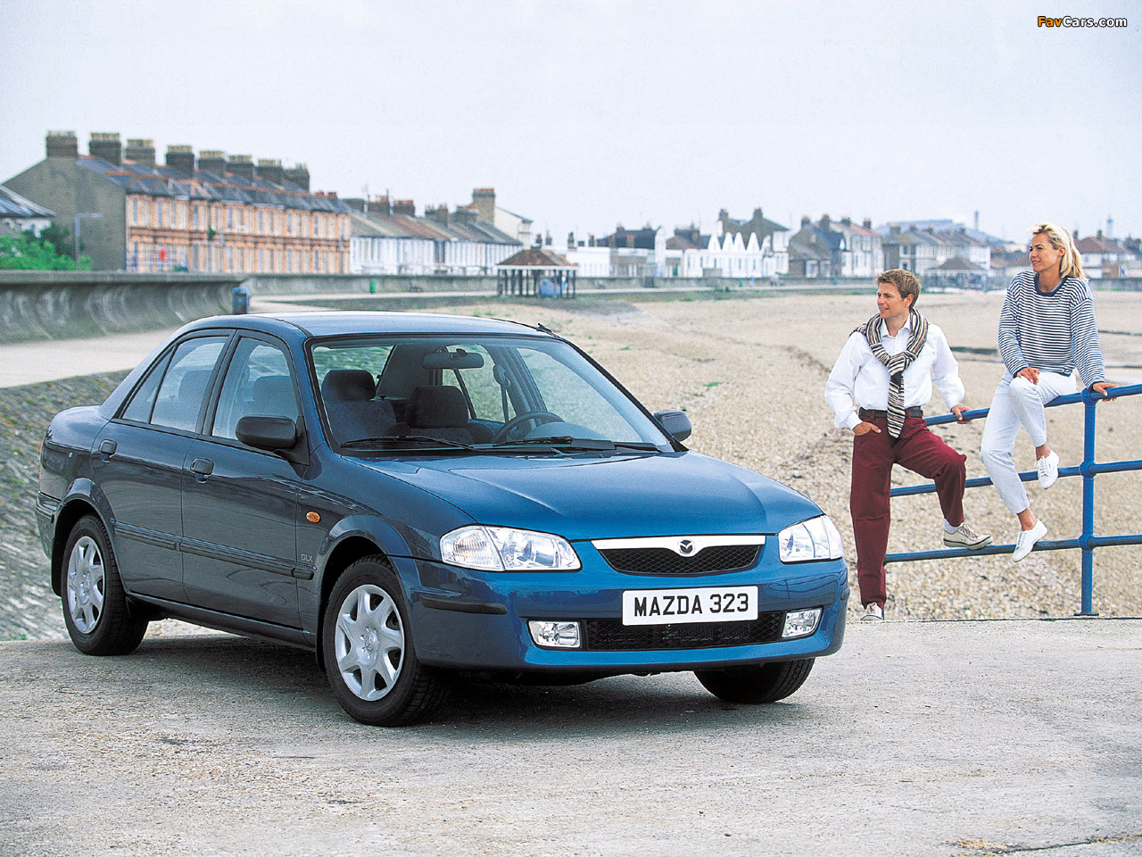 Mazda 323 Sedan (BJ) 1998–2000 pictures (1280 x 960)