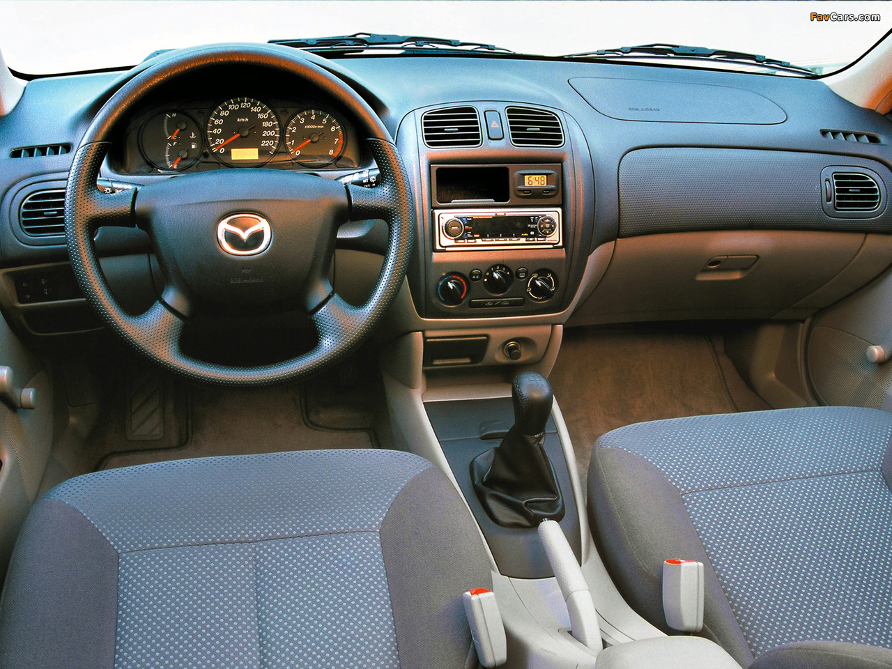 Mazda 323 Sedan (BJ) 1998–2000 pictures (1280 x 960)