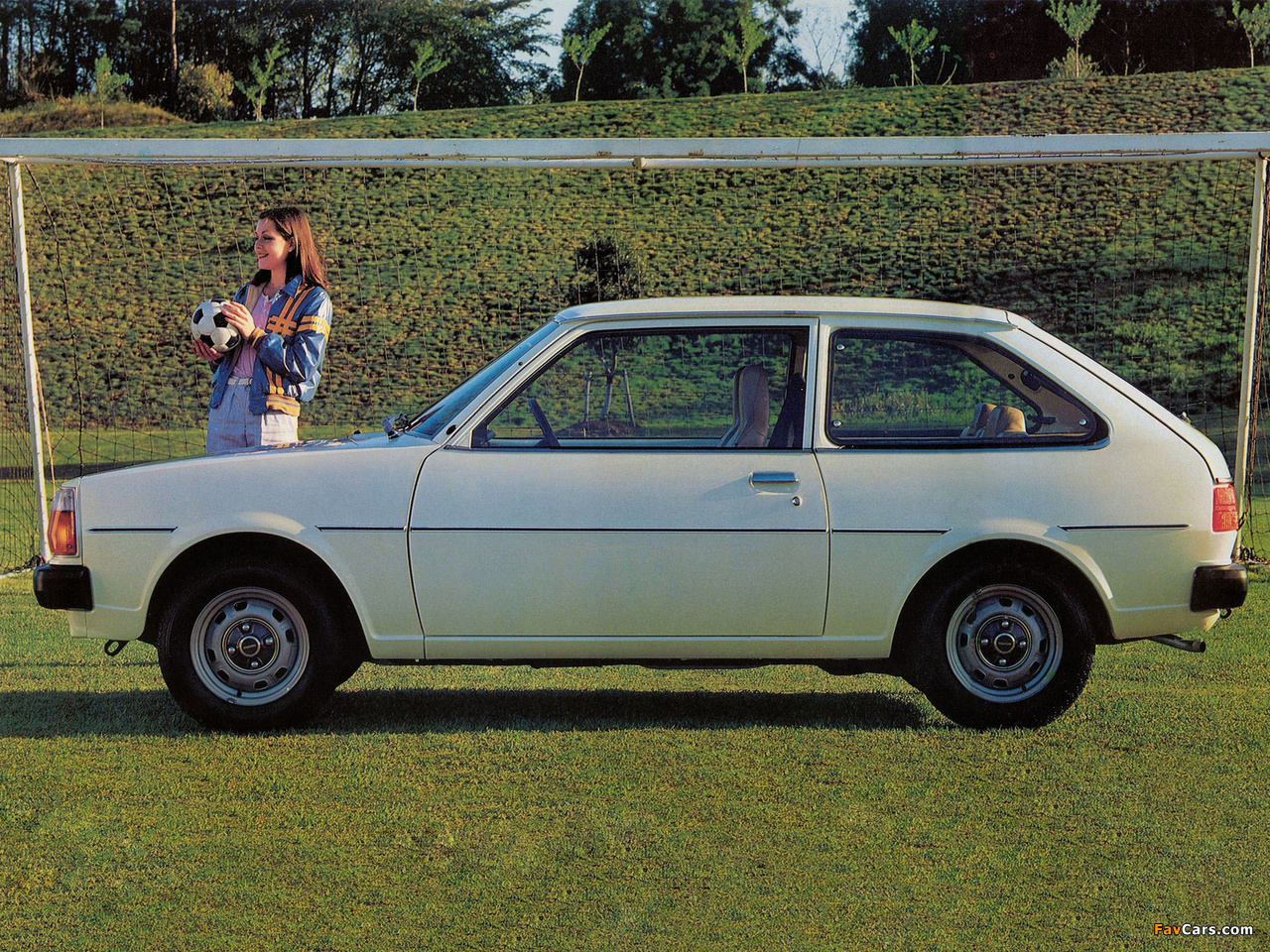 Photos of Mazda 323 3-door (FA) 1977–80 (1280 x 960)