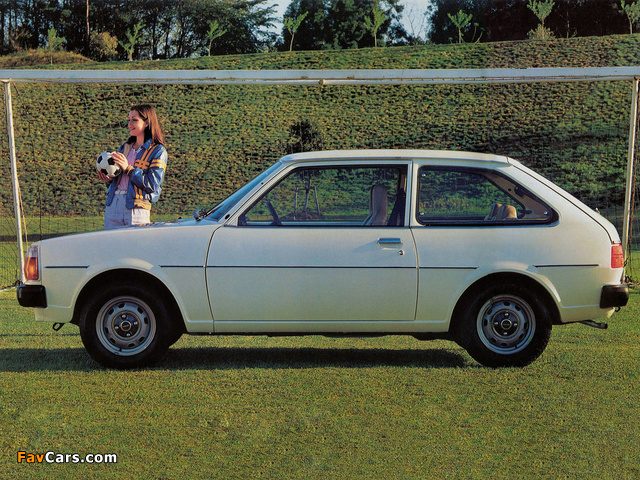 Photos of Mazda 323 3-door (FA) 1977–80 (640 x 480)