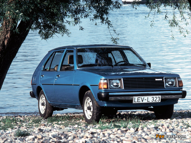 Photos of Mazda 323 5-door (FA) 1977–80 (640 x 480)